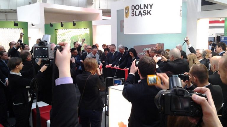 Prime Minister Pawlak visited Wklaster, PSNC and the city of Poznan exhibition stand at CeBIT 2012